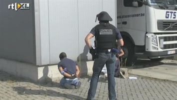 RTL Z Nieuws 2100 kilo coke in haven Antwerpen: arrestaties