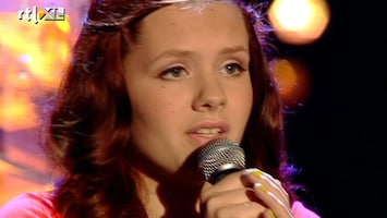 X Factor Milou zingt Ain't no sunshine - sing-off