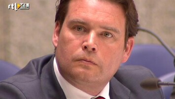 RTL Nieuws 7 partijen willen vertrek Weekers, maar hij blijft