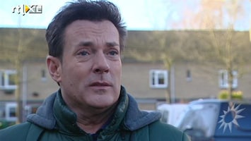 RTL Boulevard Gerard Joling geeft glitterjas weg