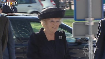 RTL Boulevard Koningin bij jubileumsymposium Prinses Beatrix