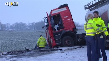 RTL Nieuws Ravage door spekgladde N34: drie gewonden