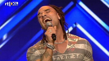 X Factor Zingende schilder Brown Hill
