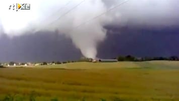 RTL Nieuws Tornado raast over Polen: 1 dode