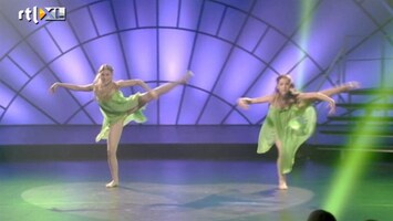 So You Think You Can Dance - The Next Generation De groene feetjes Lisa en Femke