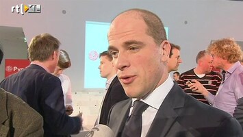 RTL Nieuws Samsom legt leden uit dat koers juist is