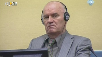 RTL Nieuws Mladic voor het eerst in de rechtszaal