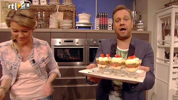 Carlo & Irene: Life 4 You Sandra maakt een mini trifle met aardbei en rabarber