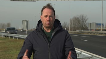 De Alarmcentrale: Pech Onderweg Afl. 1