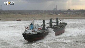 RTL Nieuws Vlottrekken gestrand vrachtschip morgen