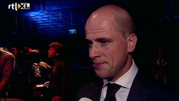 RTL Nieuws Samsom heeft moeite met uitlegggen standpunt illegaliteit