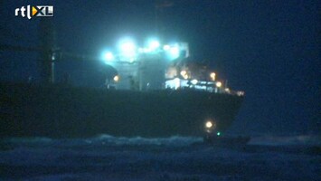 RTL Nieuws Schip vast bij Wijk aan Zee