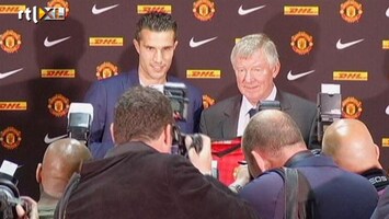 RTL Nieuws Robin van Persie gepresenteerd bij Manchester United