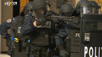 RTL Nieuws Politiebonden tegen taser voor agent