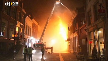 RTL Nieuws Fel uitslaande brand in Kampen