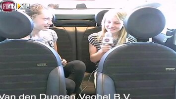 X Factor Fiat 500 Backseat Auditions: Rebecca en Lindi