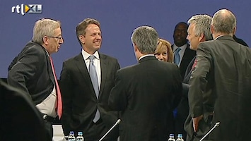 RTL Z Nieuws RTLZ live vanuit Polen: De Jager en Geithner praten over eurocrisis
