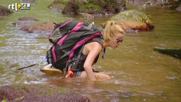 Echte Meisjes In De Jungle Lipjes getuit en borstjes vooruit!