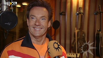 RTL Boulevard Gerard Joling zingt EK-plaat in