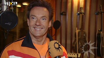 RTL Boulevard Gerard Joling zingt EK-plaat in