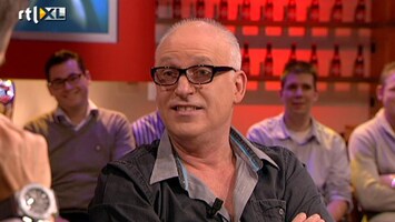 Voetbal International Dildo op je hoofd