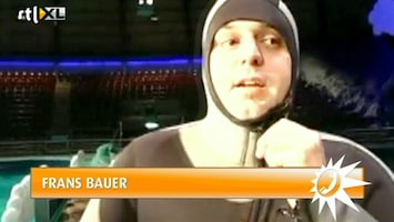 RTL Boulevard Frans Bauer stunt met dolfijnen