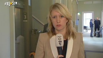 RTL Nieuws Lotte Ragut: 'Rumoer bij PvdA en banaan voor Plasterk'