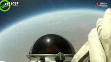 Editie NL Beelden van de helmcamera van Felix Baumgartner