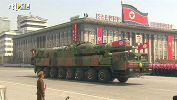 RTL Z Nieuws Noord-Koreaanse nieuwslezeres wel heel enthousiast over raketten