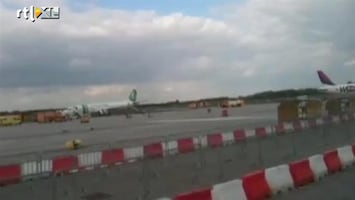 RTL Nieuws Vliegtuig in brand op Eindhoven Airport