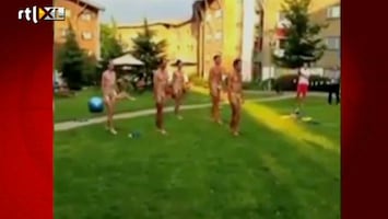 Editie NL Australische roeiers doen sexy dans