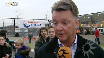 RTL Boulevard Van Gaal opent Spieren voor Spieren-veld