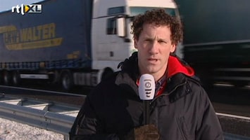 RTL Nieuws Verslaggever: Veel vrachtauto's geschaard