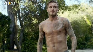 Editie NL Smullen van shirtloze Beckham