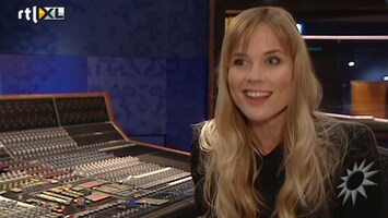 RTL Boulevard Ilse deLange geeft borrel!