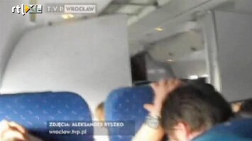 RTL Nieuws Passagier filmt noodlanding Warschau