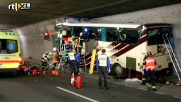 RTL Nieuws Tien Nederlandse kinderen in rampbus