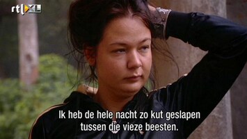 Echte Meisjes Op Zoek Naar Zichzelf Jenna heeft Nepalpijn