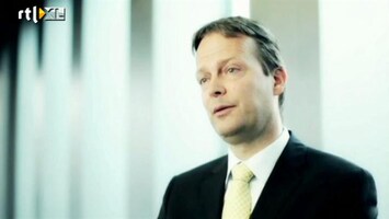RTL Z Nieuws AKZO-CEO Buchner nog langer ziek thuis