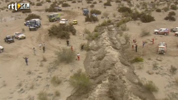 RTL Nieuws Noodweer legt deel Dakar rally stil