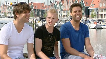 RTL Boulevard Nick & Simon ontvangen debuut-cd Johannes