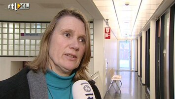 RTL Z Nieuws Vrouw molotov-verdachte: politie draait de boel om