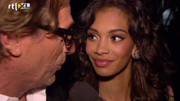 X Factor Eric is supertrots op Rochelle