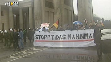 RTL Nieuws 2001: Neo-nazi's demonstreren bij Brandenburger Tor