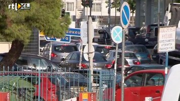 RTL Z Nieuws Boze ambtenaren blokkeren vandaag opnieuw Griekse overheidsgebouwen