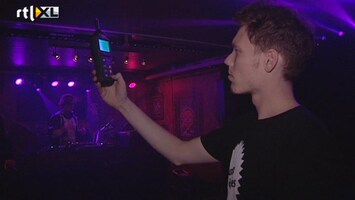 RTL Nieuws Meeste jongeren hebben na disco suizende oren