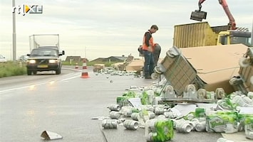 RTL Nieuws Bierverspilling op de snelweg