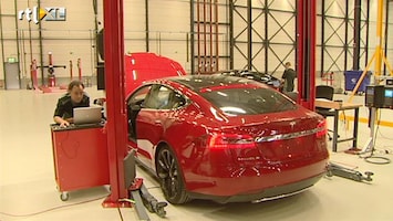 RTL Z Nieuws Tesla zet nu in Tilburg haar electrische auto's in elkaar