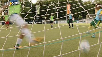 RTL Z Nieuws Veel minder geweld op voetbalveld door hardere straffen