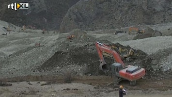 RTL Nieuws Tibetaanse mijnwerkers bedolven onder rotsen